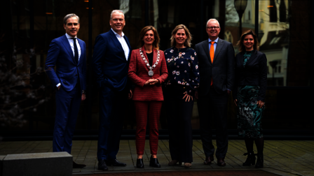 Van links naar rechts: René Grotens, Wouter Catsburg, Joyce Langenacker, Laura Hoogstraten, Walter van Dijk en Angèle Welting 